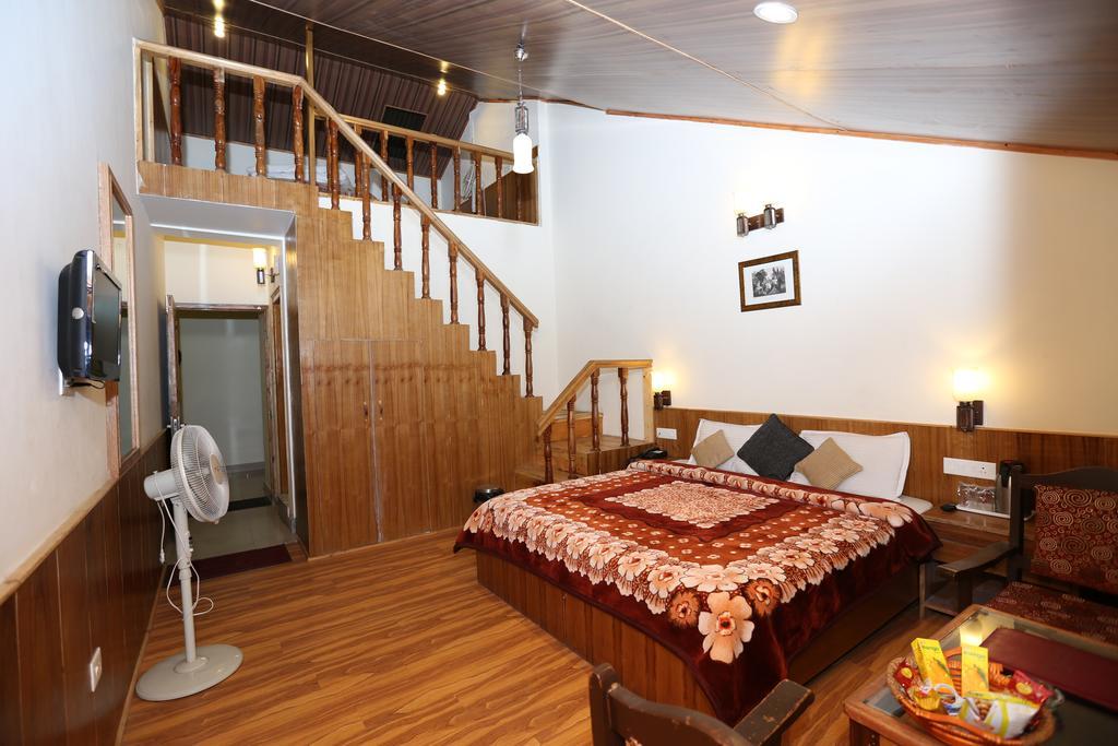 Hotel Natraj Manali Νταραμσάλα Δωμάτιο φωτογραφία