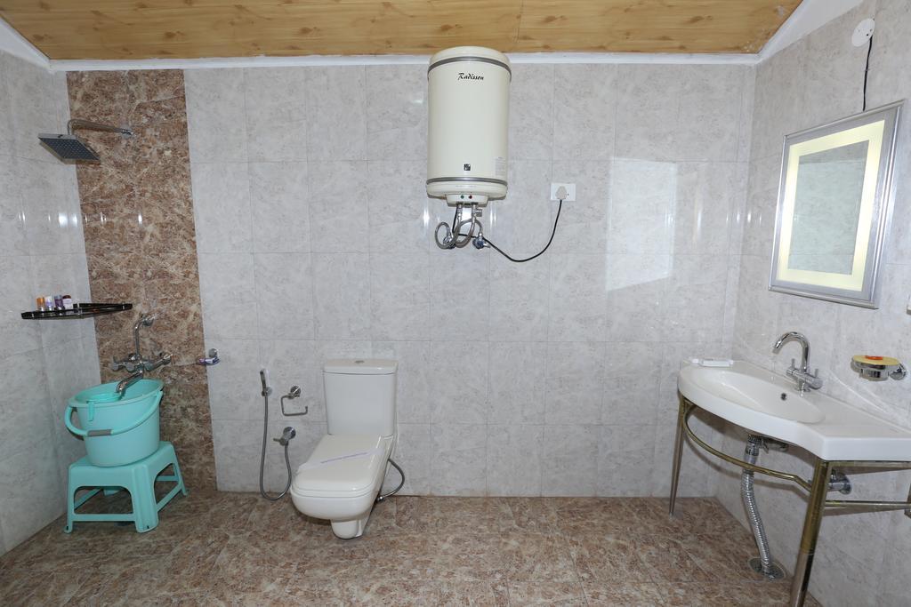 Hotel Natraj Manali Νταραμσάλα Εξωτερικό φωτογραφία