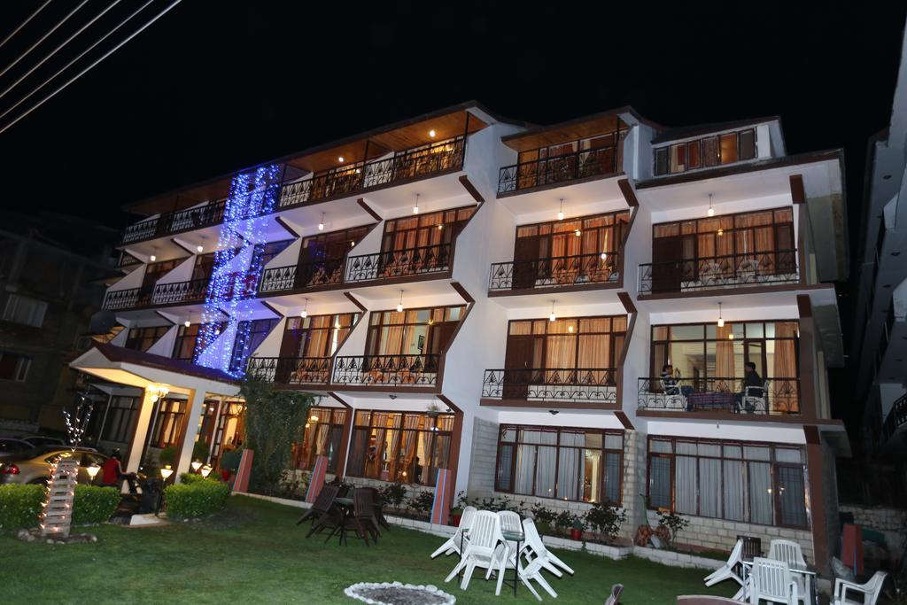Hotel Natraj Manali Νταραμσάλα Εξωτερικό φωτογραφία